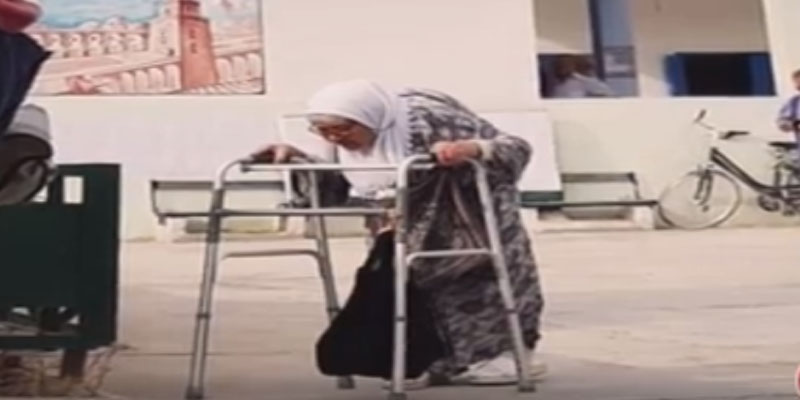 بالفيديو: المرأة ذات 89 سنة التي صنعت صورتها الحدث يوم الانتخابات تتحدث